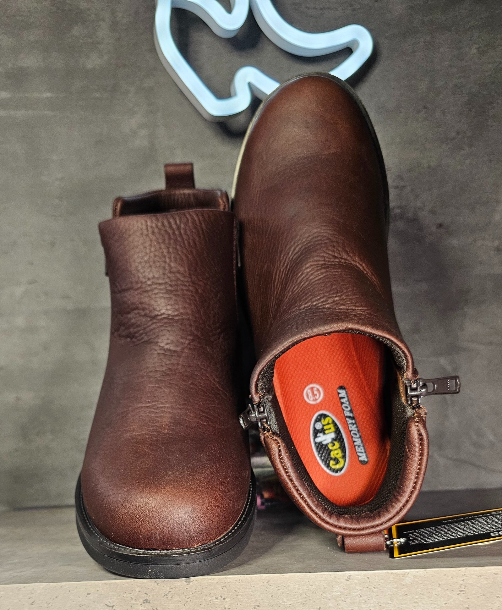 L604 Dk. Brown (Women's) image 2
