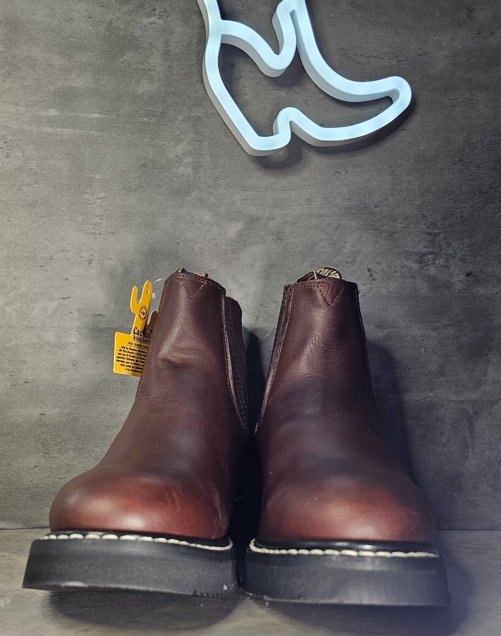 7611 Brown image 2