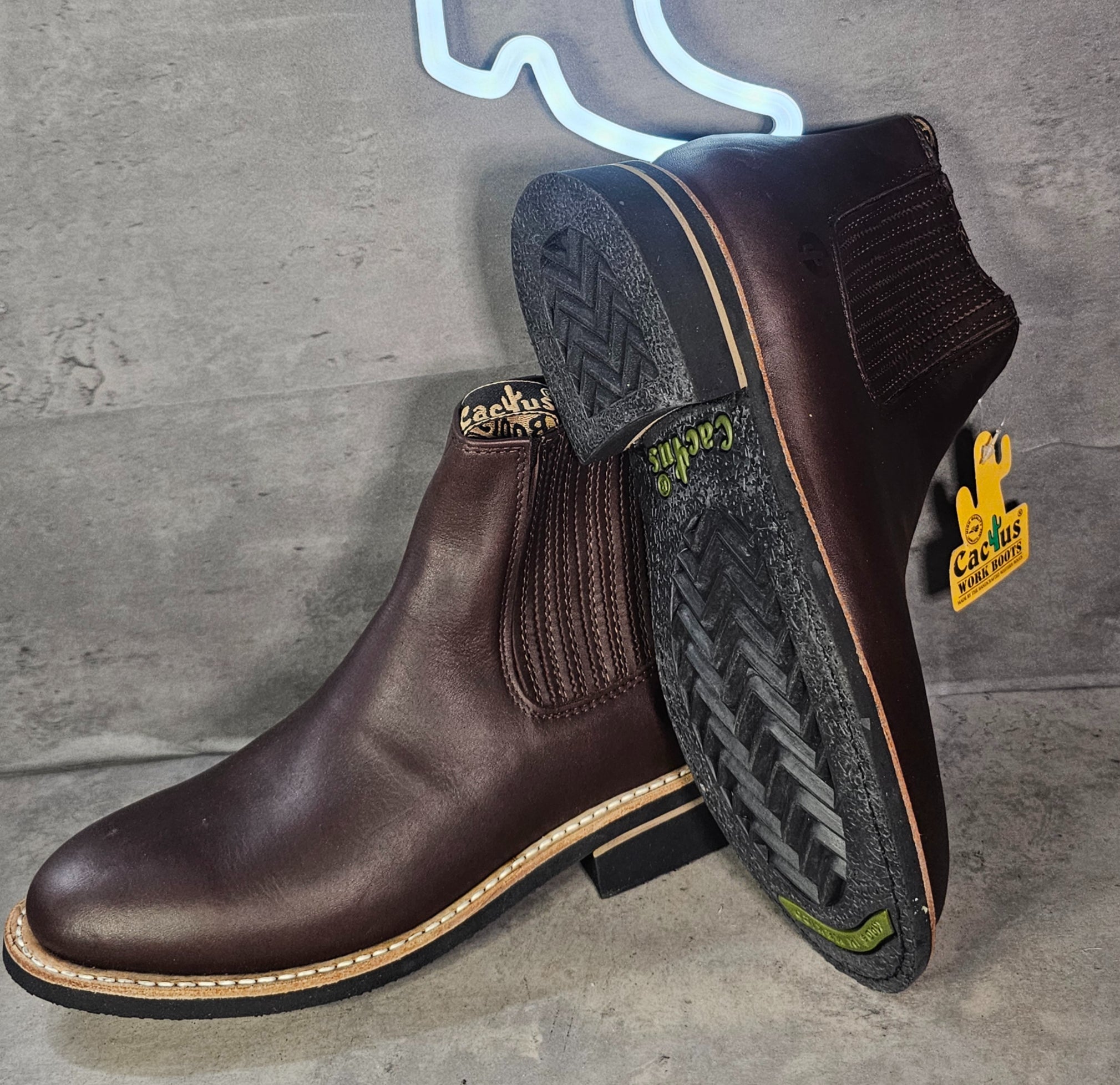 7650 Dk. Brown image 0